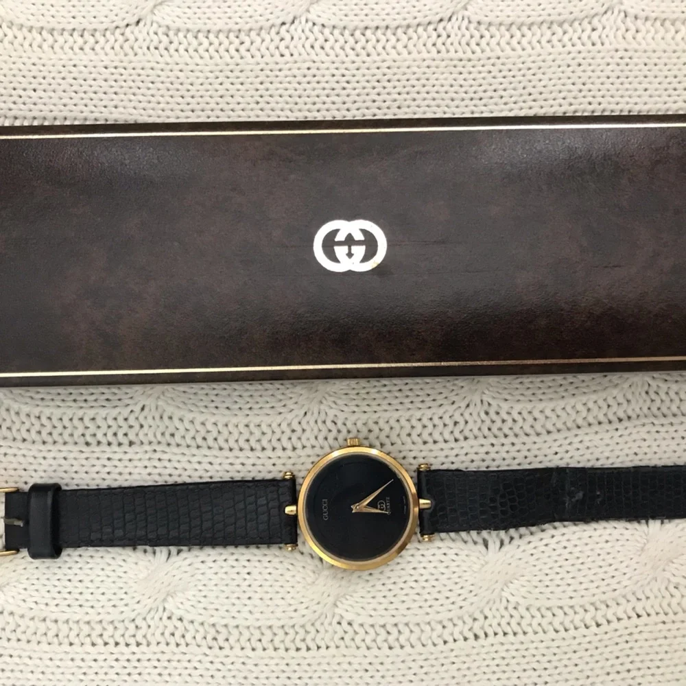 Authentic Vintage Gucci Black Enamel Watch - Picture 1 of 7